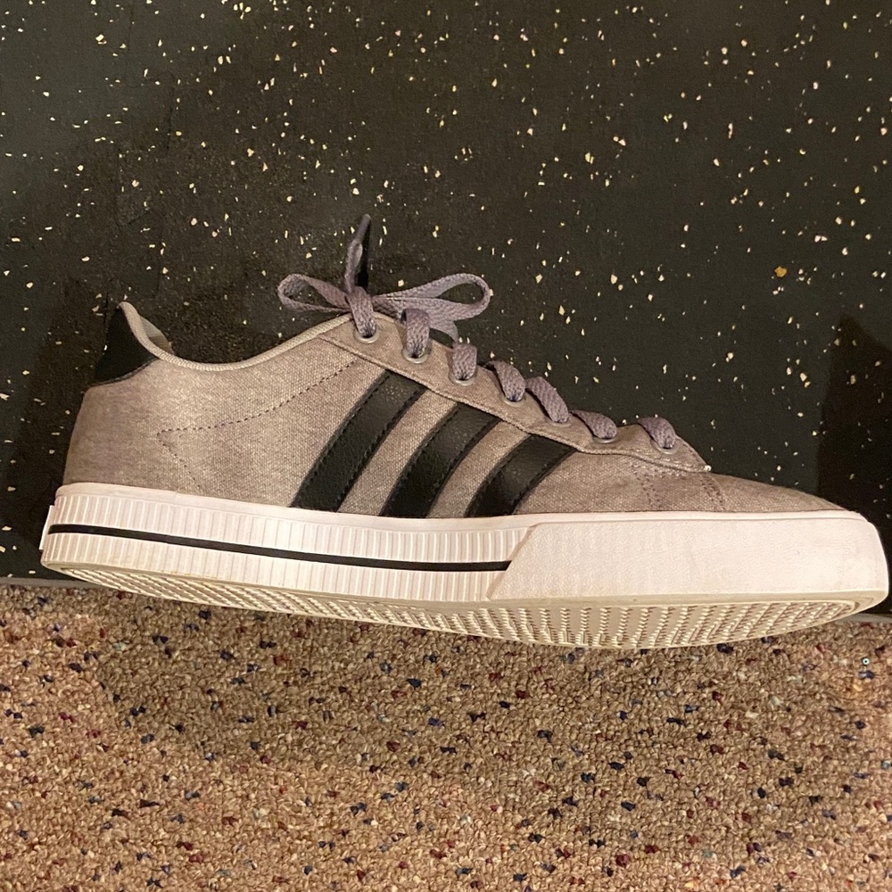 Adidas Gray Sneakers with Black Stripes men’s 9.5 - Picture 10 of 13